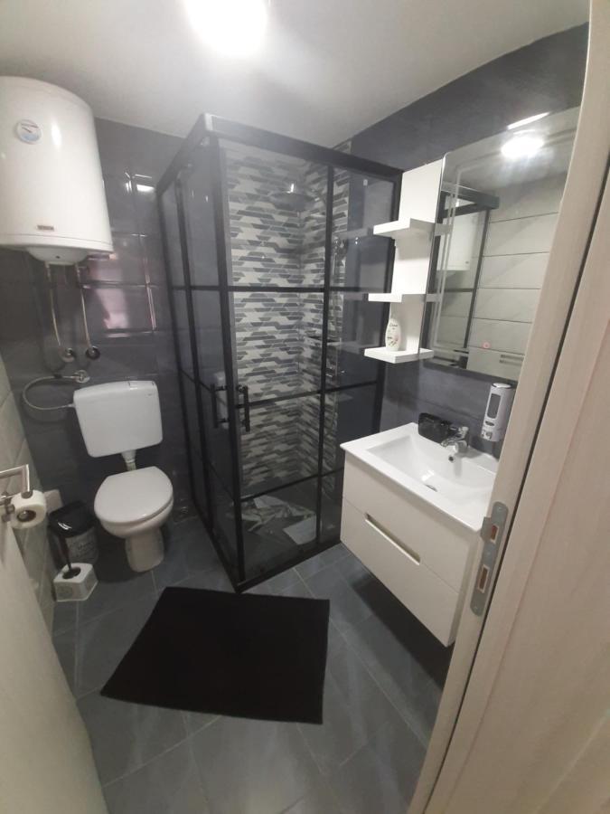 Adrijana 2 Apartmani Vrnjačka Banja 외부 사진